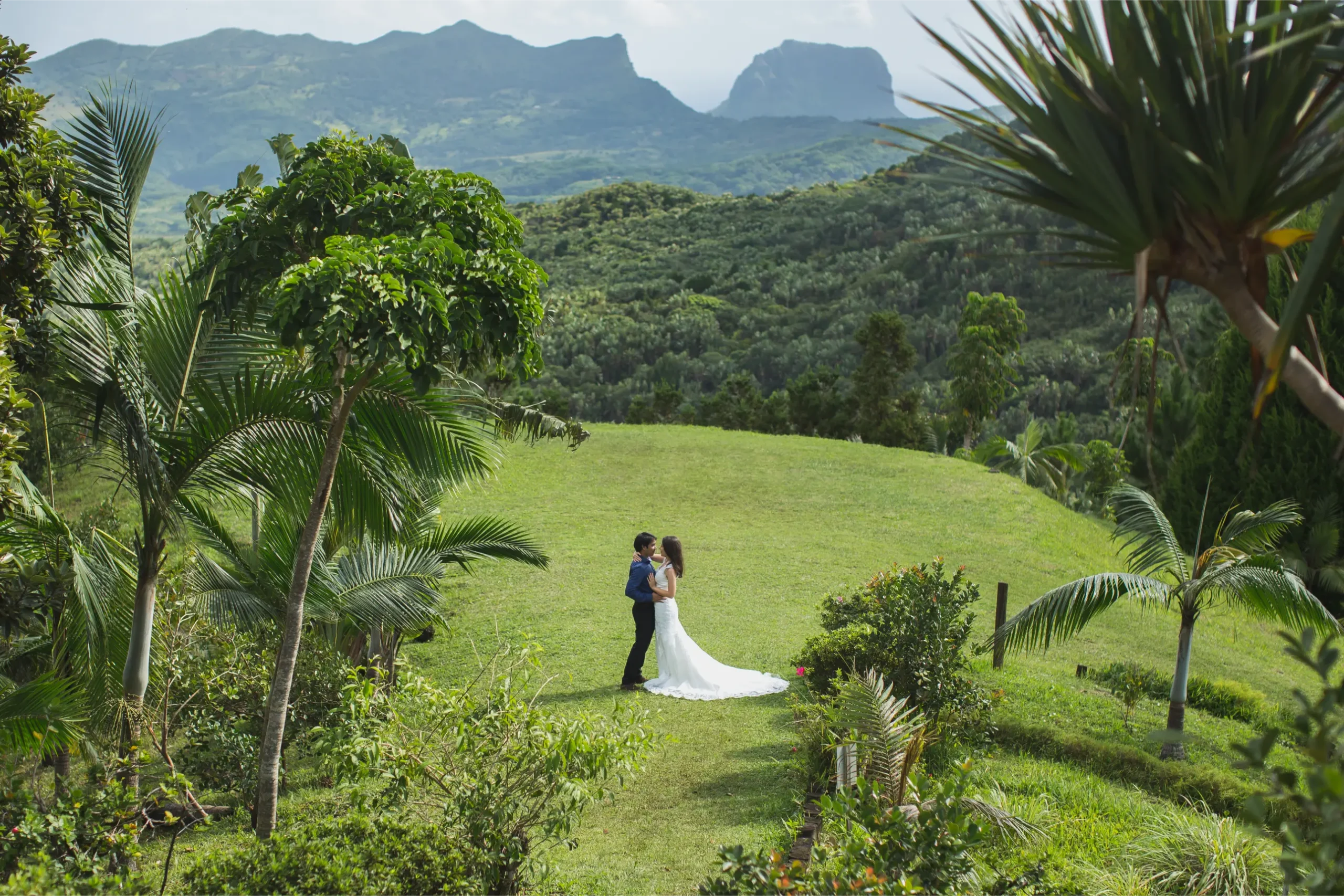 beautiful-wedding-in-the-mountains-of-a-tropical-i-2026-01-07-02-30-51-utc